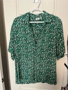 Green Floral Button-Front Blouse